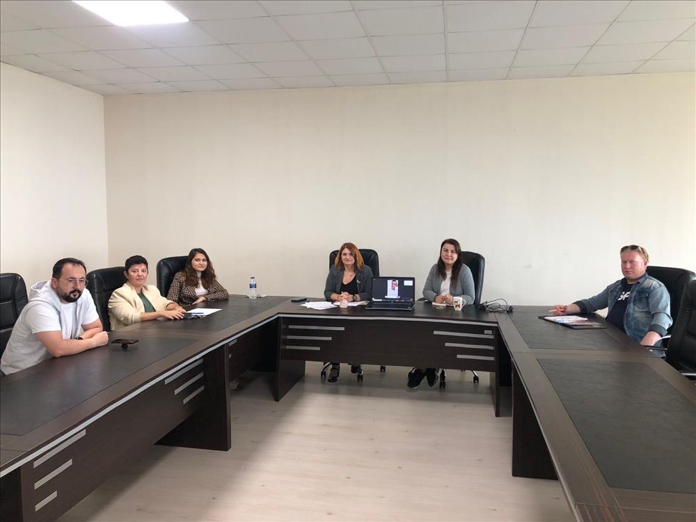 Otel, Lokanta ve İkram Hizmetleri Bölümü Kalite Komisyonu İlk Toplantısını Gerçekleştirdi